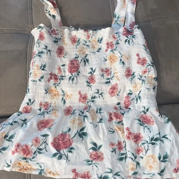 AE smocked tank top floral - Picture 2 of 5